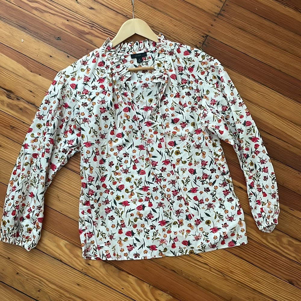 J. Crew scalloped tie-neck top in vintage floral size s, NWOT